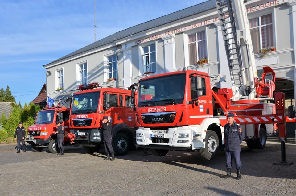 Pompierii maramureșeni au sărbătorit joi Ziua Pompierilor din România