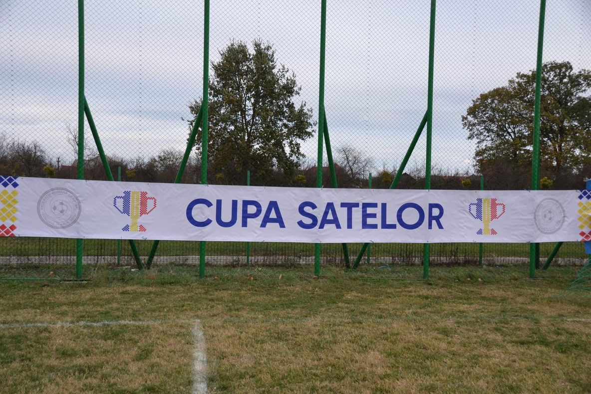 CUPA SATELOR - Circa 160 de copii implicați în primele turnee