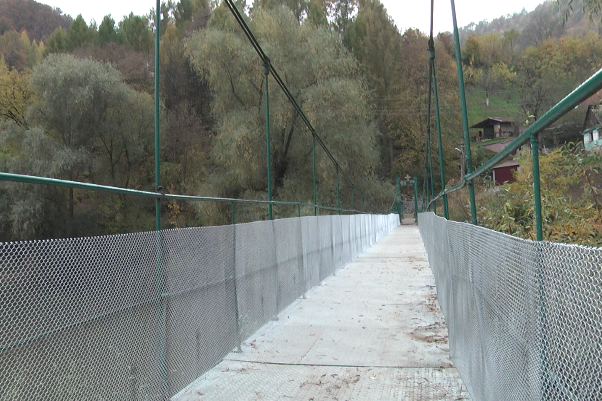 Lucrări finalizate doar pe jumătate la puntea de la Grădina Morii