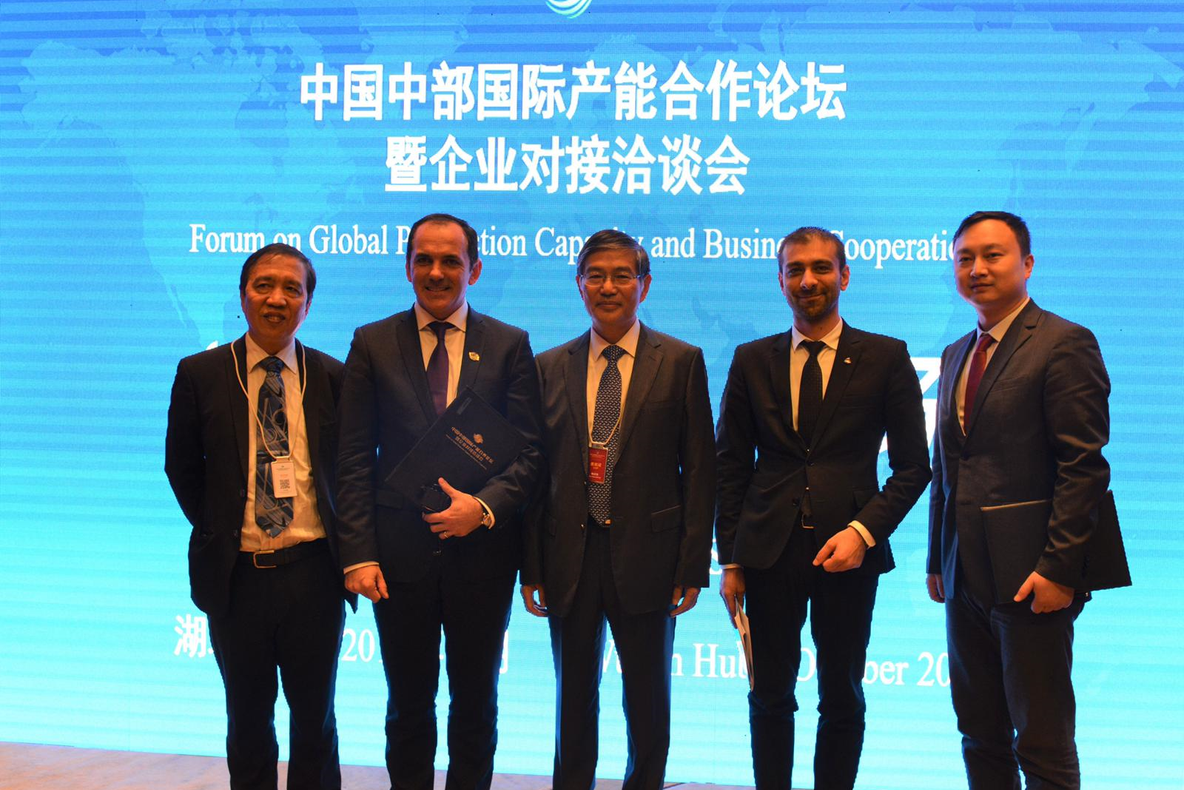 Președintele CJ Maramureș, speaker la Forumul Mondial pe teme de afaceri desfășurat în China