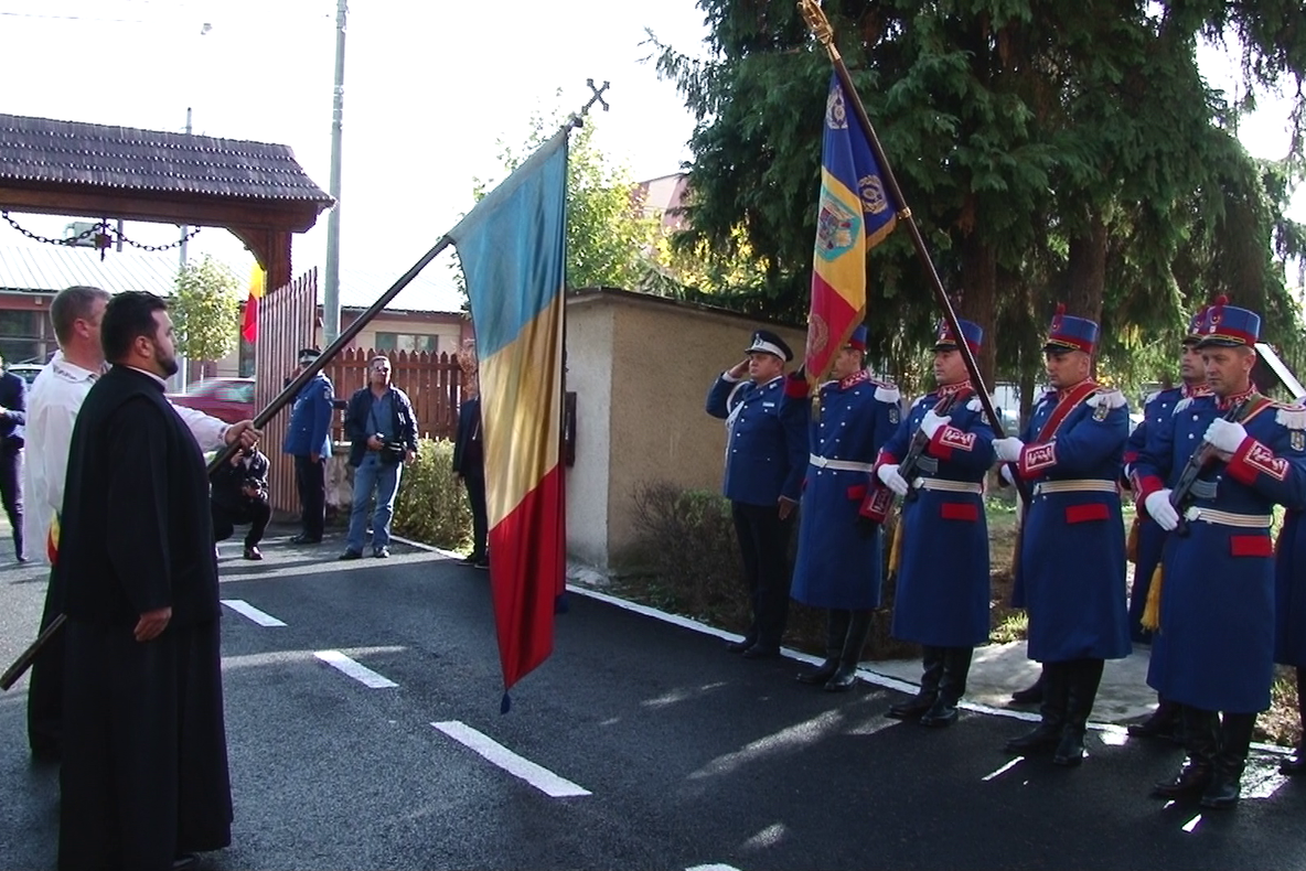 Sfinţii Arhangheli Mihail şi Gavriil, ocrotitorii Jandarmeriei Române