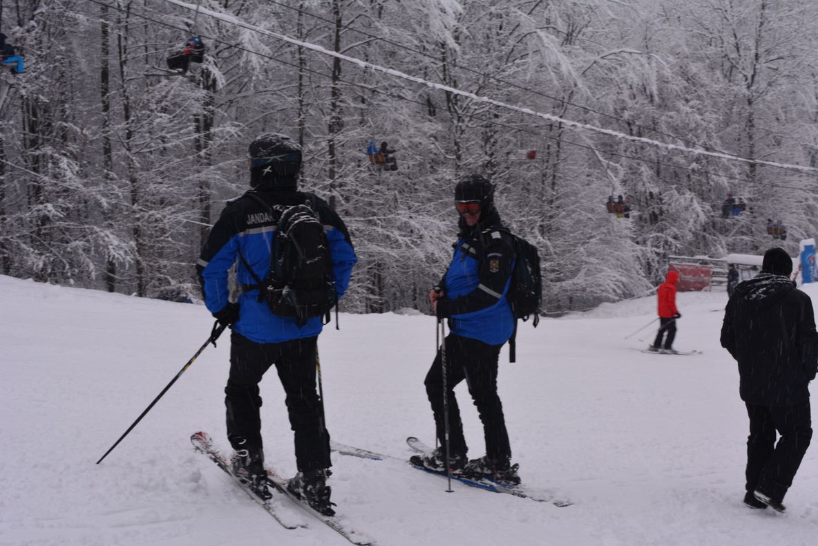 De Crăciun va ninge la munte