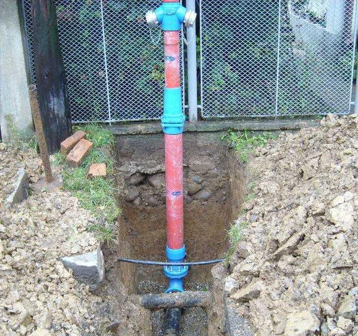 Se întrerupe apa în cartierul Firiza