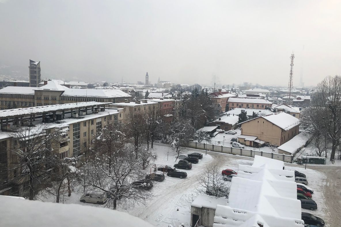 Ceață în Maramureș. Se mențin avertizările de avalanșă pe traseele montane din Munții Pietrosu Rodnei și Munții Gutâi