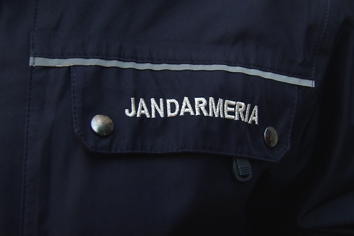 Scandalagii liniștiți de jandarmi, la Vișeu de Sus