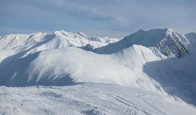 Risc ridicat de producere de avalanșe în Munții Maramuresului și Muntii Gutâi