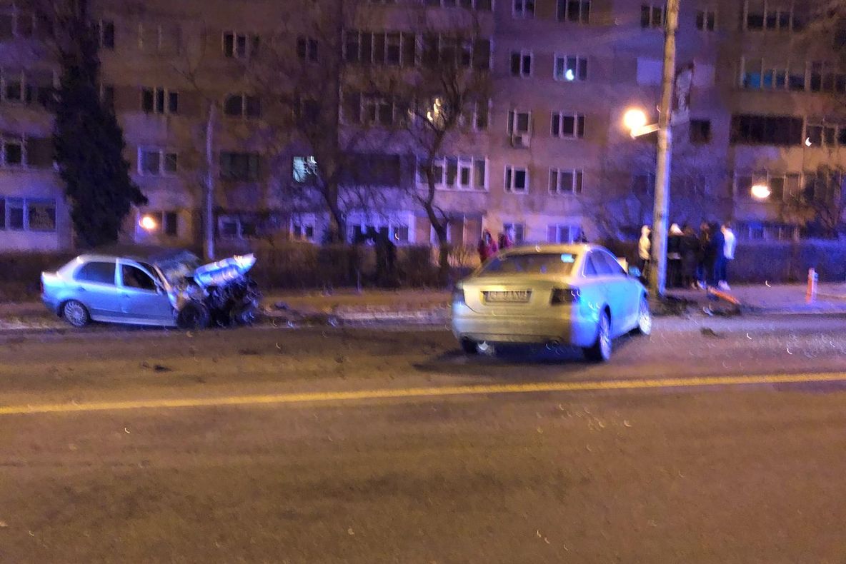 Trei victime în urma unui accident de circulaţie pe DN 18