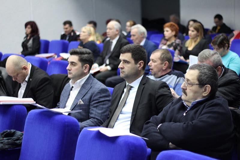 Șapte km de drumuri comunale vor fi reabilitați în Repedea, pe PNDL2