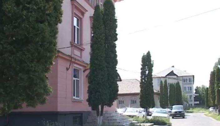 S-a dat drept polițist și a vrut să înșele o femeie