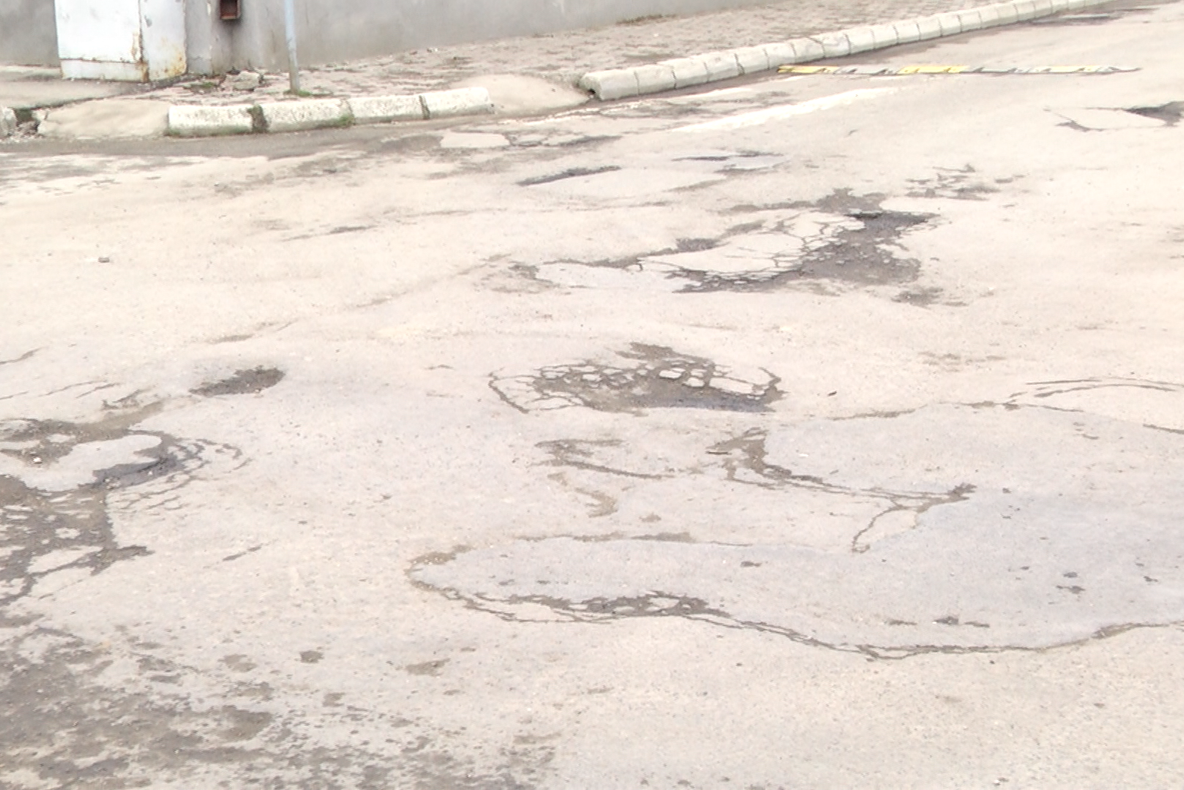 PROTEST: Sighetenii cer asfaltarea străzilor