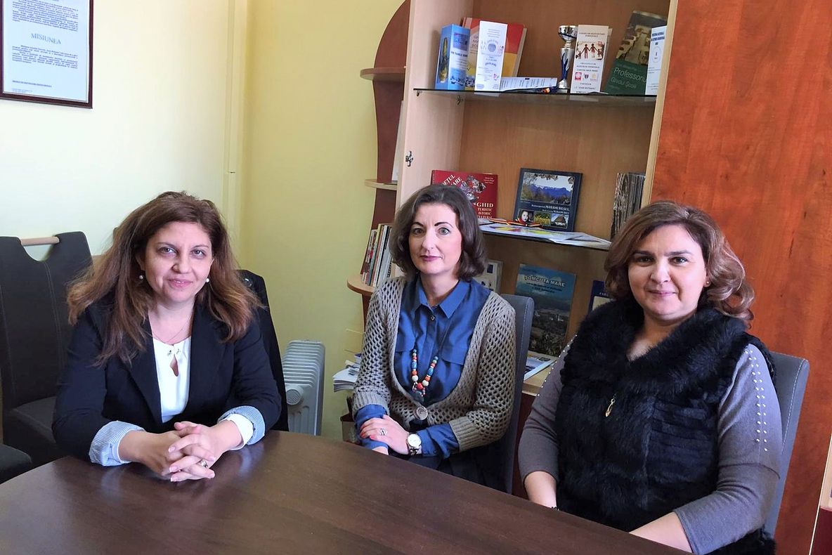 Table noi de studiu pentru elevii structurii școlare de pe Calea Mireșului