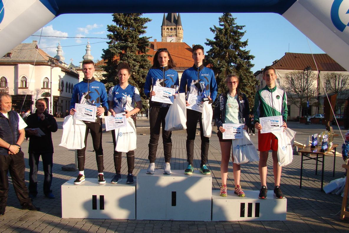 150 de participanţi la concursul de orientare