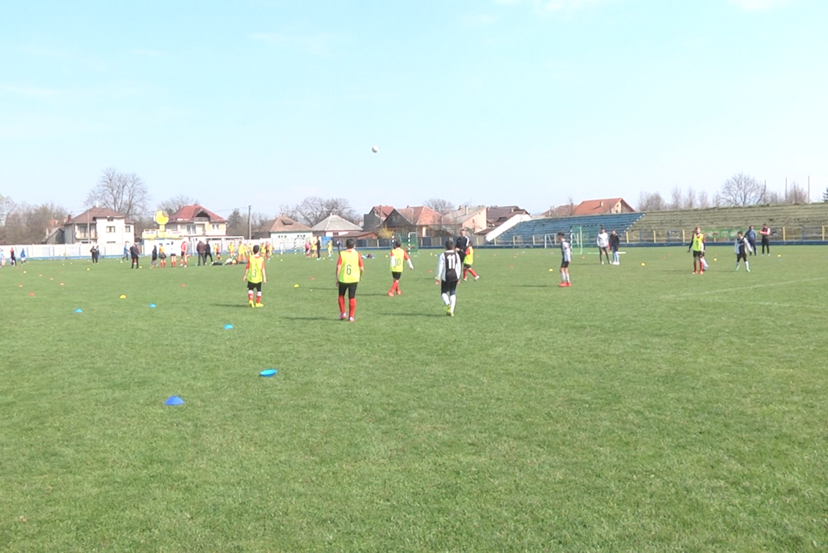 Cupa Tymbark Junior: Elevii sunt încurajați să facă sport