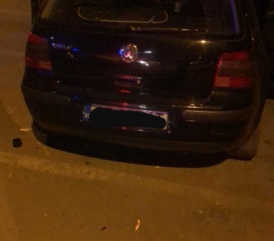 Microbuz de transport persoane implicat într-un accident rutier la Băița