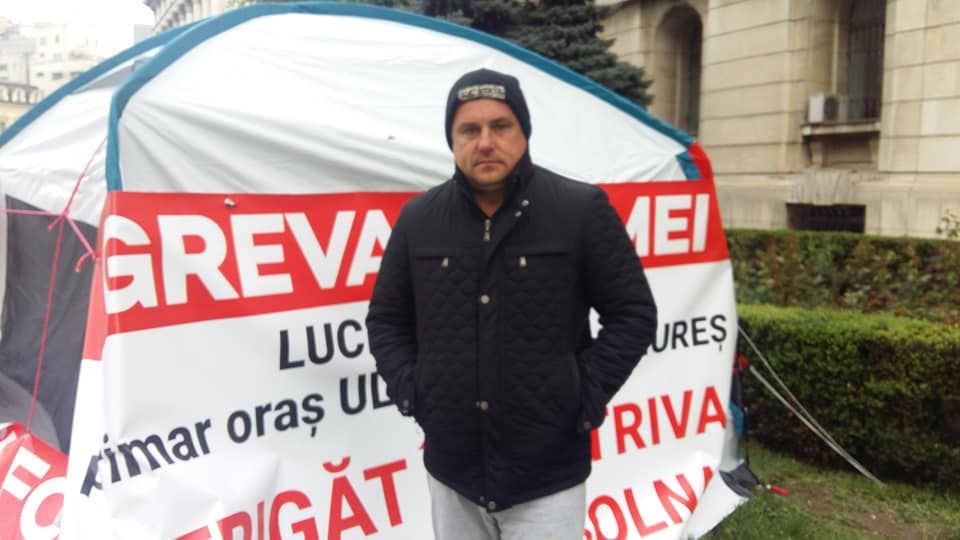 Răspunsul lui Raed Arafat pentru primarul maramureșean care a intrat în greva foamei în fața Ministerului Sănătății