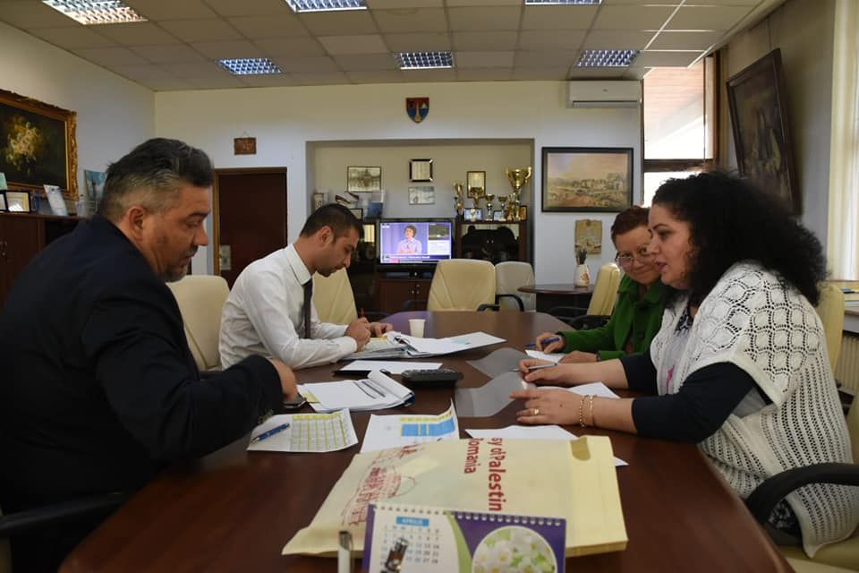 Bani pentru şcolile speciale din judeţ