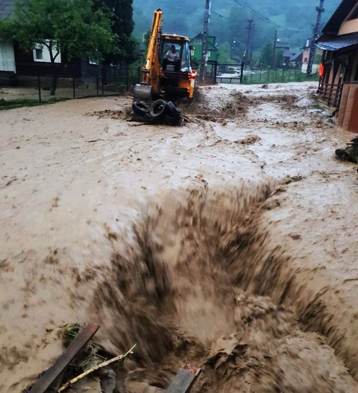 Ajutoare de urgență de până la 5 milioane lei pentru sprijinirea familiilor sau persoanelor afectate de inundații în cursul anului 2019