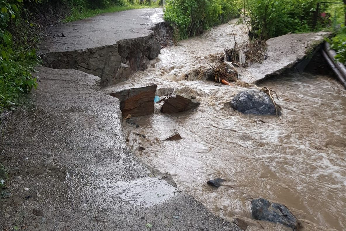 Pagube în valoare de peste 45.000 lei în urma inundaţiilor