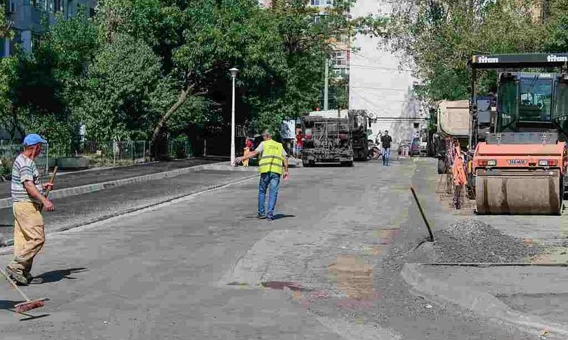 FONDURI EUROPENE: Se asfaltează ulițele dintr-o comună din Maramureș