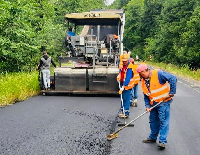 Încep lucrările de reabilitare a drumului judetean 186 pe Valea Izei