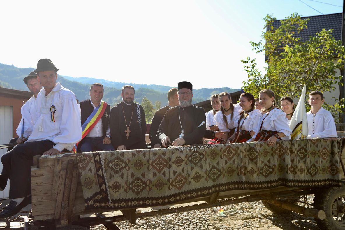 Participanții la ”Drumul catedralelor de lemn din Maramureș” au ajuns în weekend la Bârsana