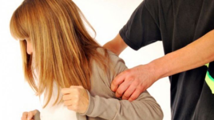 Două ordine de protecţie emise de poliţişti