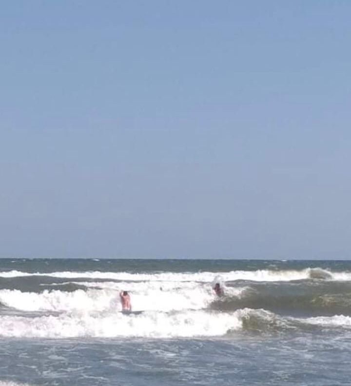 Pompieri maramureșeni, la datorie pe litoral! Au încercat să salveze doi tineri