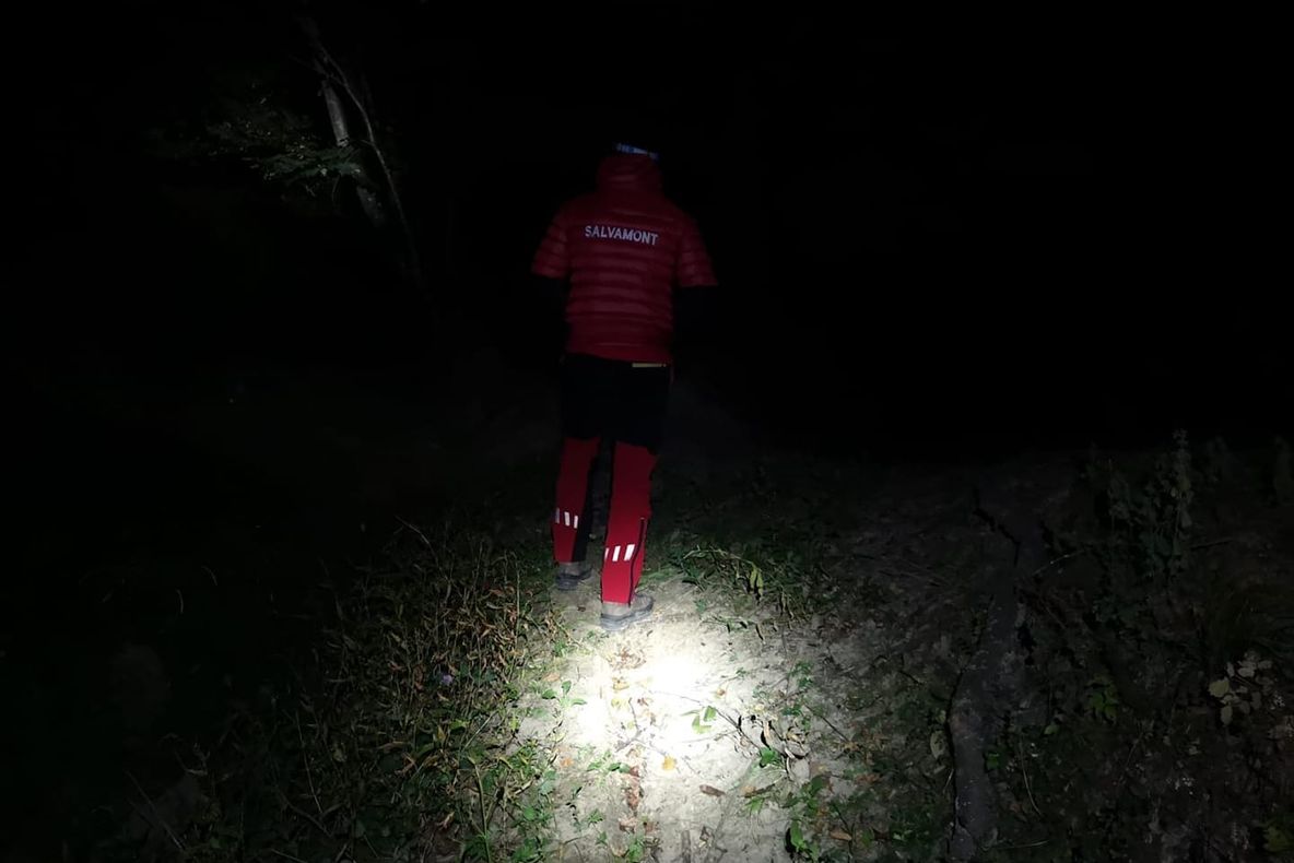 Salvamontiști puși pe drumuri în urma unui posibil apel fals