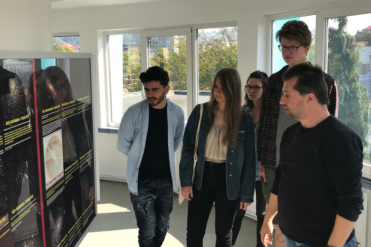 Tinerii din cadrul proiectului ”Road Trip Project” în vizită la Planetariul Baia Mare