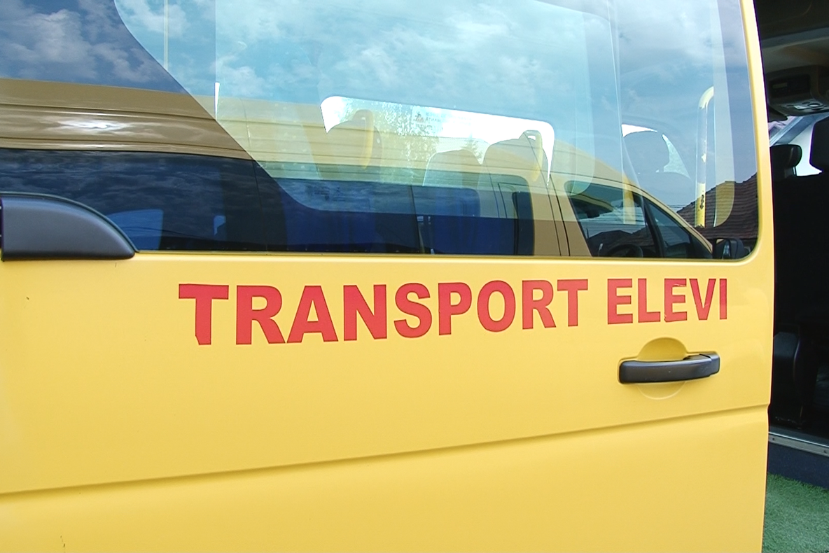 Conducătorii de vehicule destinate transportului de elevi, instruiți înainte de începerea noului an școlar