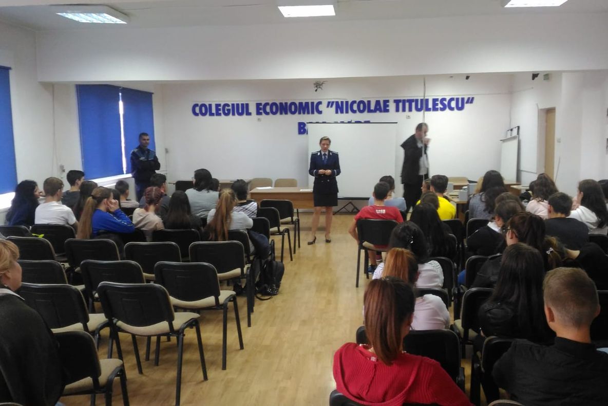 Campania  #SupradozaDeSiguranţă în şcoli