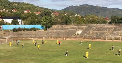 Fotbaliștii de la Minaur joacă sâmbătă la Oradea