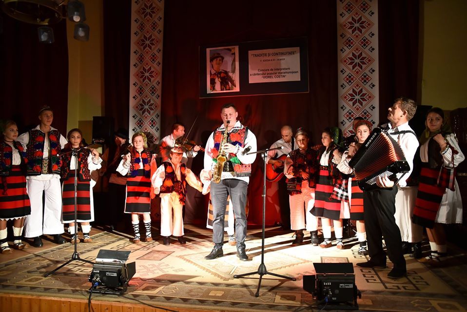 Proiectului cultural-artistic “TRADIȚIE ȘI CONTINUITATE” ediția a III-a, s-a deschis cu un spectacol al tinerelor talente