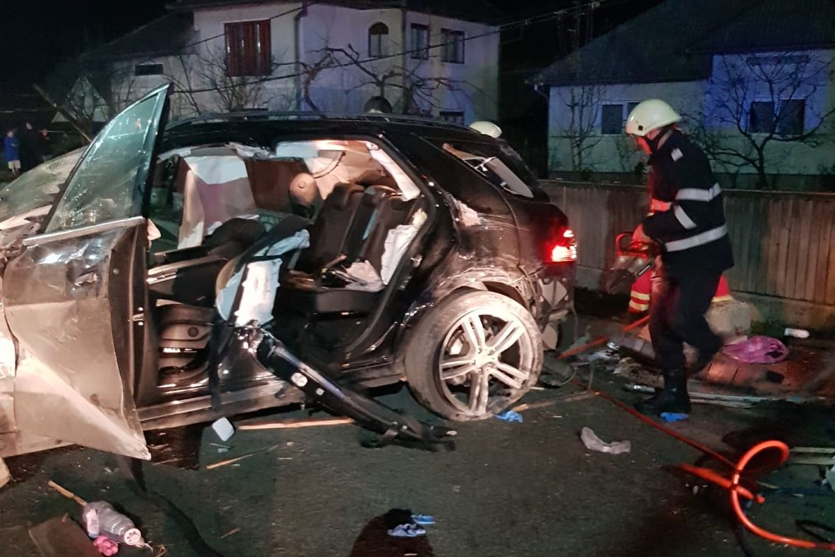 ( FOTO) Accident grav în Vișeu de Sus