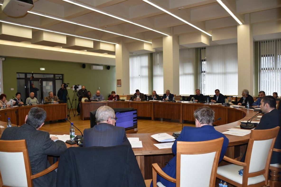 Apel către toți parlamentarii Maramureșului să ajute împreună cu Consiliul Județean comunitatea din Vadu Izei