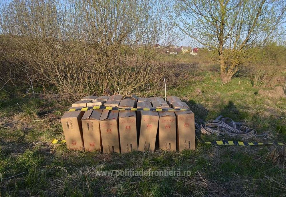 Trei cetățeni români cercetați pentru contrabandă și peste 15.000 pachete țigări confiscate la frontiera de nord