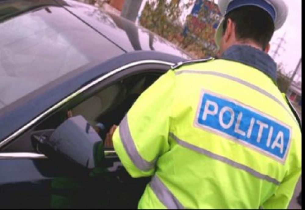 S-a ales cu dosar penal după ce a urcat băut la volan