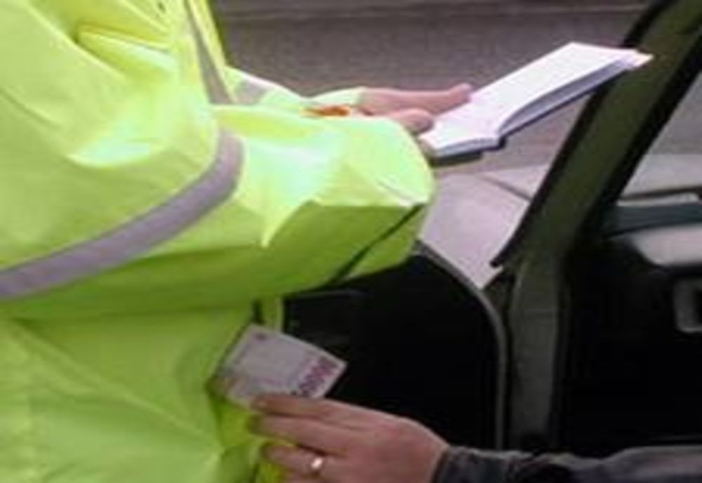 Cel puțin 9 polițiști rutieri din IPJ Maramureș sunt anchetați  de procurori pentru fapte de corupție