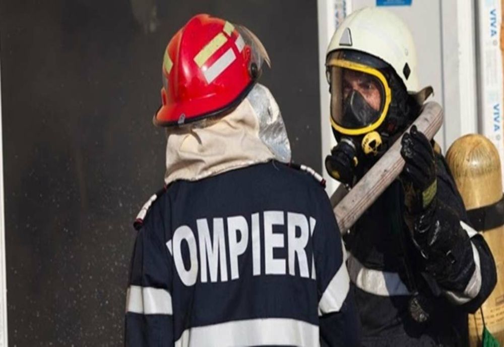 Weekend plin de intervenţii pentru pompierii din Maramureş: au intervenit la 5 incendii