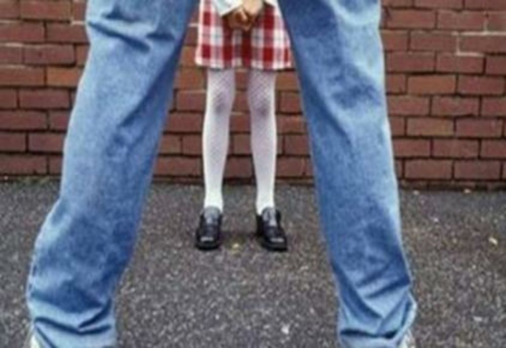 Copii agresaţi într-un parc din Baia Mare de către doi minori! Agresorii au încercat să fugă de poliţişti