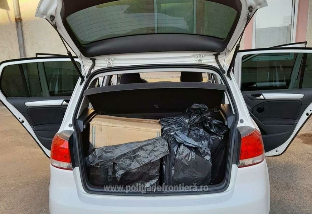 Tânăr prins de oamenii legii din Satu Mare şi Maramureş cu 2450 de pachete de ţigări de contrabandă