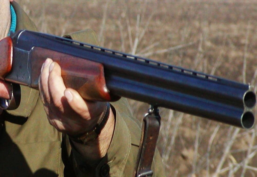 Patru vânători din Săliștea de Sus, cercetați de polițiști! Ce bănuiesc oamenii legii