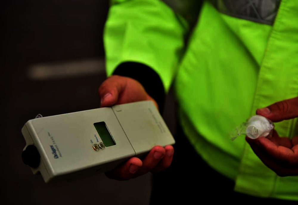 Bărbat din Săcel, prins beat criță la volan