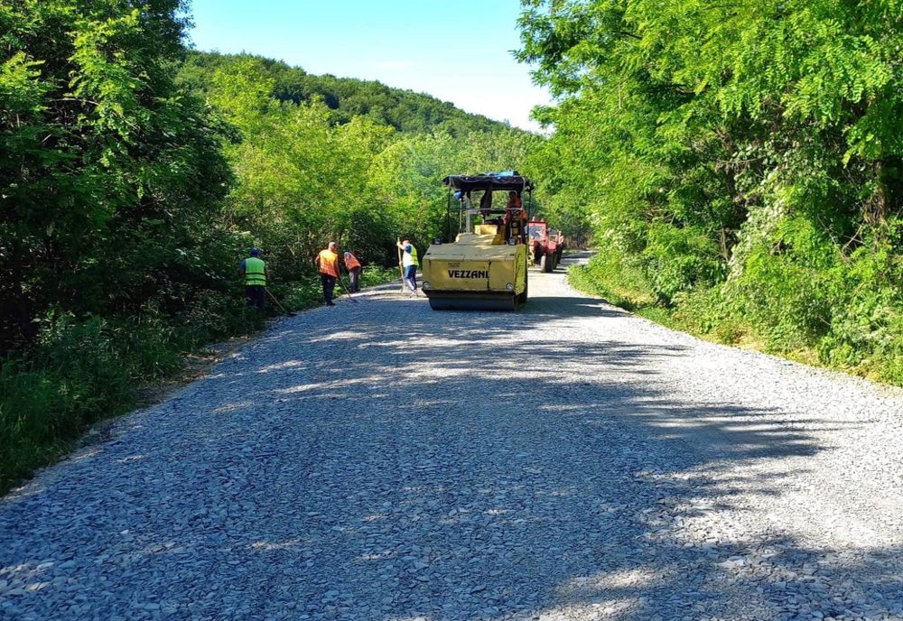 Lucrări pe mai multe drumuri județene, în Maramureș! Vezi unde