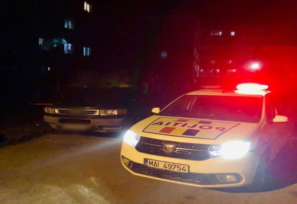 Un tânăr din Maramureş şi-a lăsat nepoata de 7 ani să îi conducă maşina pe un drum public