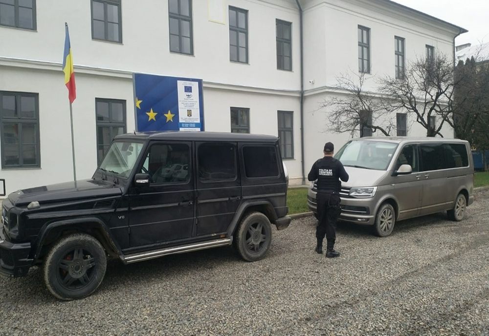 Două autoturisme, în valoare de 300.000 lei, furate din Belgia, descoperite în Borșa de polițiștii de frontieră (FOTO)