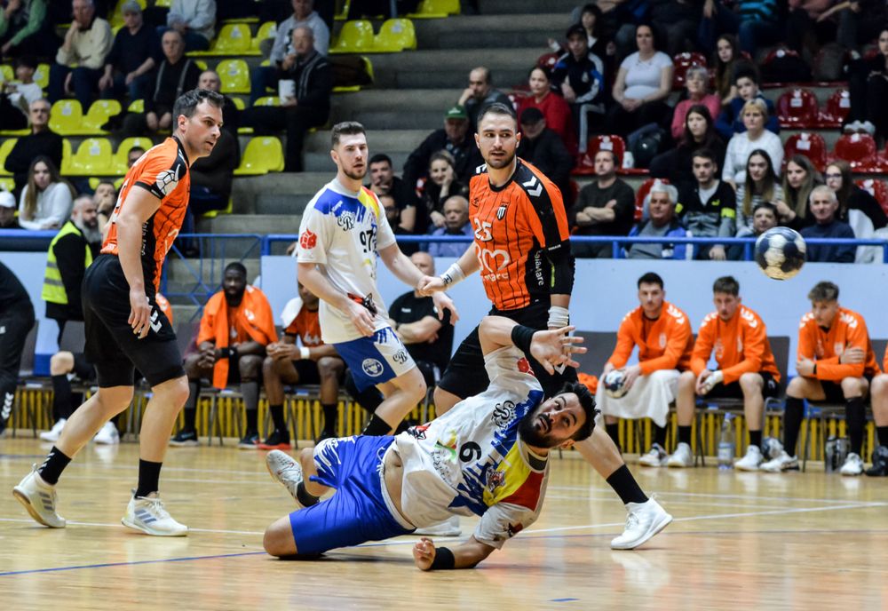 Minaur Baia Mare a eliminat-o pe HC Buzău din Cupa României