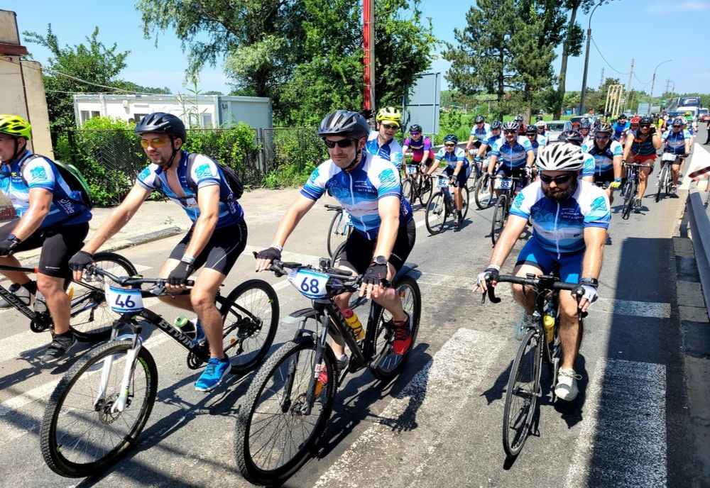 ÎNCEPE TURUL CICLIST AL ROMÂNIEI
