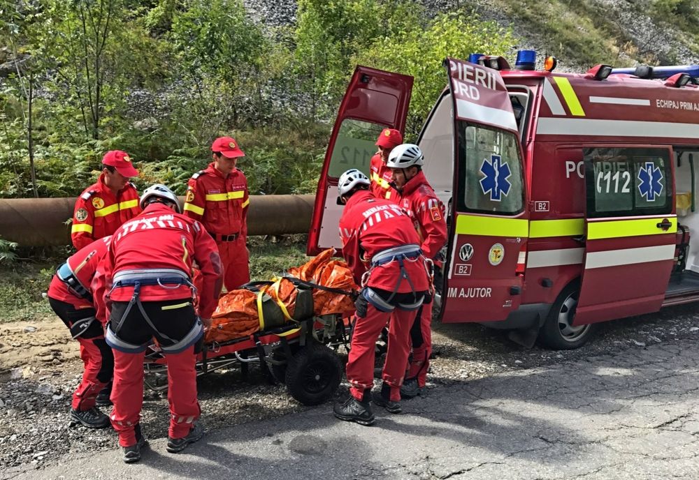 Doi ucraineni, recuperaţi din Munţii Maramureşului