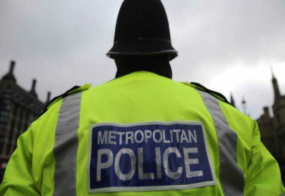 ATAC ARMAT ÎN BIRMINGHAM: PATRU MORȚI ȘI ZECI DE RĂNIȚI